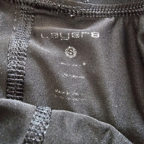 Layer 8 2n1 athletic shorts size small - Picture 6 of 8